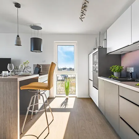 Santiano Flat- Balkon, Blick Auf Den Hafen Apartment Olpenitz