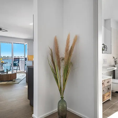 Lejlighed Santiano Flat- Balkon, Blick Auf Den Hafen Olpenæs