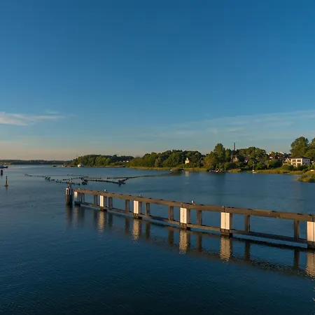 Santiano Flat- Balkon, Blick Auf Den Hafen Апартаменты